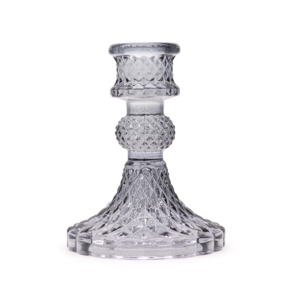 Klassiska ljusstakar i rökgrått glas