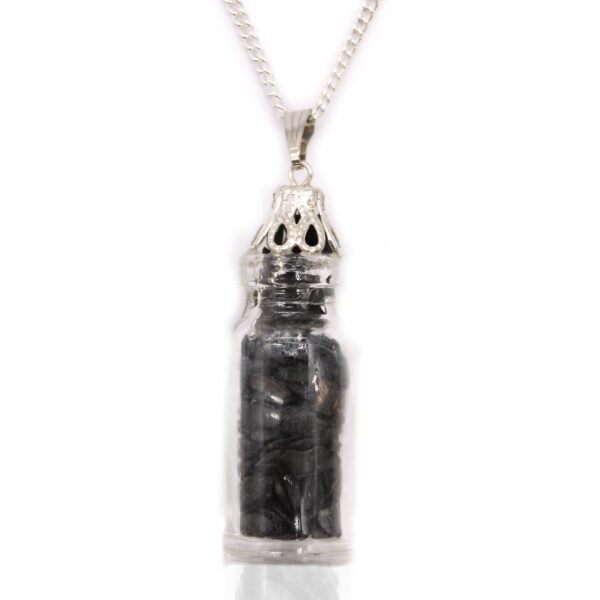Svart onyxhalsband med flaskformat hänge