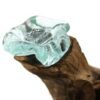 bG9jYWw6Ly9tZWRpYS8xTS9BQy82MFIzMEMxRzZSVjNBQzFNLzgzYjEyN2I1LmpwZWc-1.jpg Skulptural ljushållare i glas och naturträ