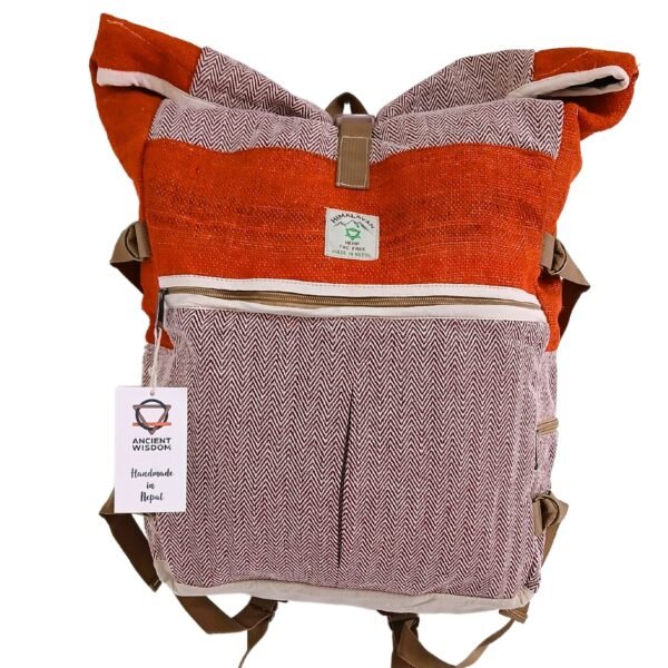 bG9jYWw6Ly9tZWRpYS8xUC8wQy82MFIzMEMxRzZXVEswQzFQLzM4M2FkZWQ2LmpwZWc.jpg Rolltop-ryggsäck i bomull och hampa – Sunset Orange