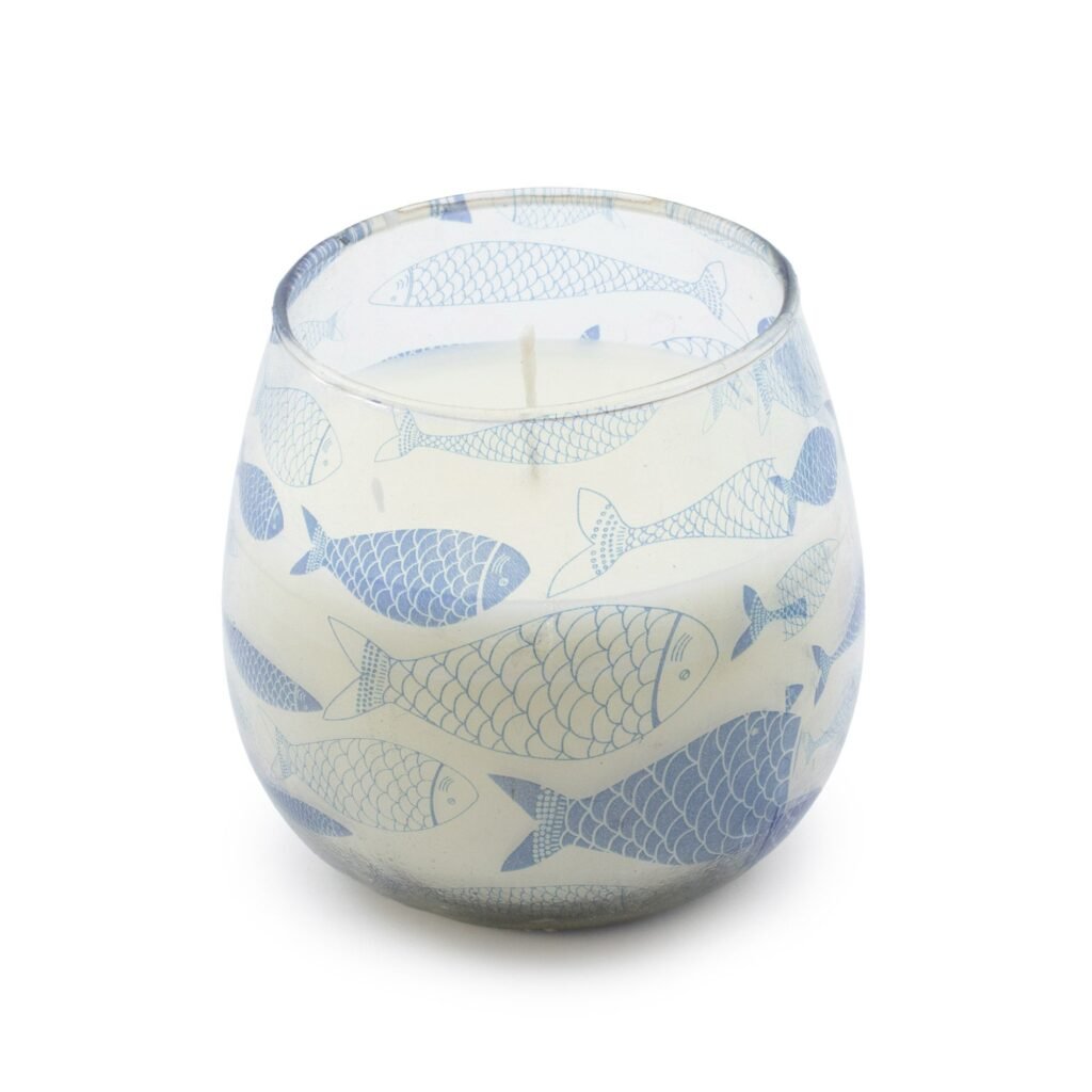 Dekorativt ljus i glas med blått fiskmotiv