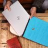Turkos vadderad laptopväska i bomull med magnetstängning