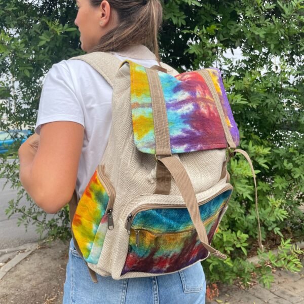 Tie-dye ryggsäck i bomull och hampa på ryggen