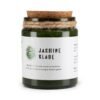 bG9jYWw6Ly9tZWRpYS85Sy82Qy82MFIzMEMxSjY4Uks2QzlLL2FiOGI1YjM1LmpwZw.jpg Doftljus med träveke i mörkgrön glasburk – Jasmin
