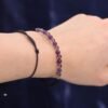 Kristallarmband för Stenbocken på handled