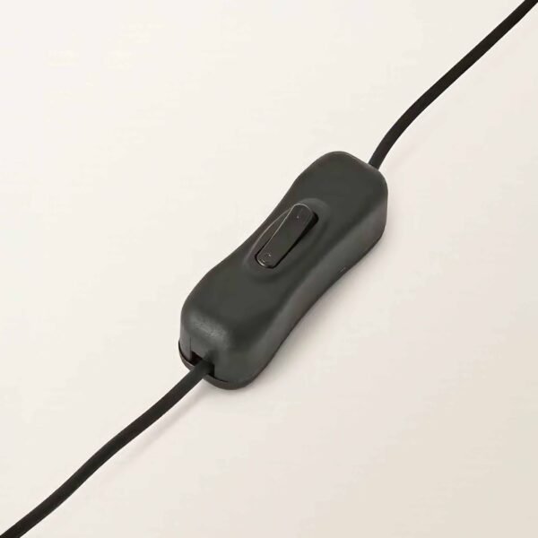 bG9jYWw6Ly9tZWRpYS8xUC9FRC82MFIzMEMxSjZXUjNFRDFQL2MzNDVhYzBiLmpwZw.jpg 1. Strömbrytare på kristallampans USB-kabel